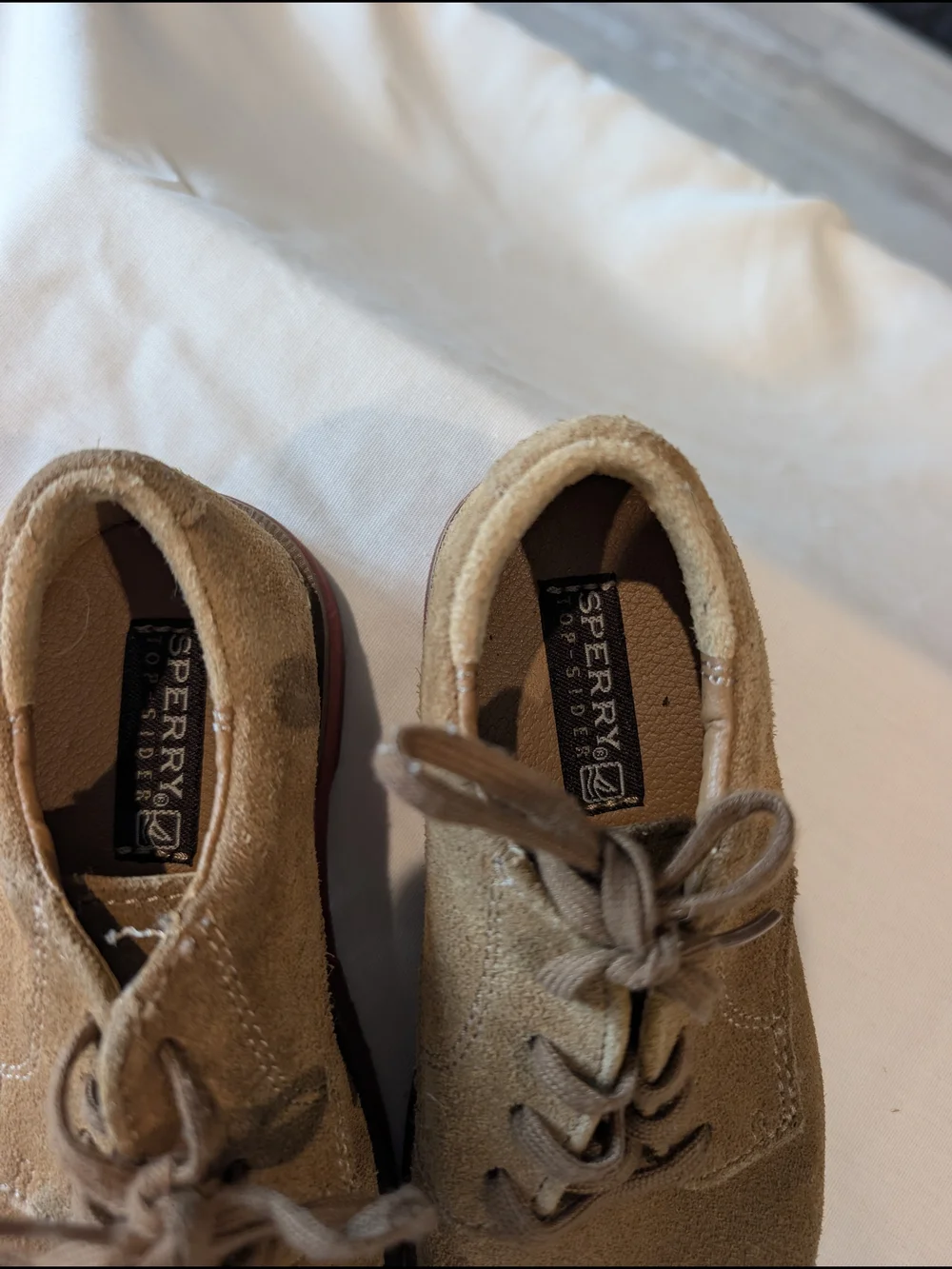 Sperry Kids Lace-Up Dress Shoes in Brown with Red Sole